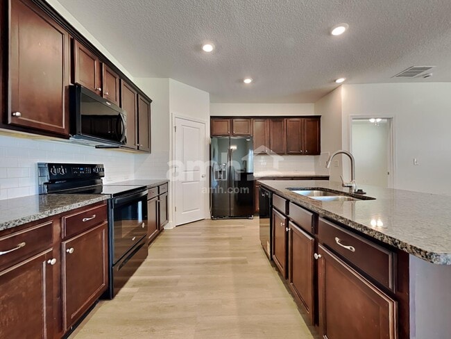 Building Photo - 1291 Tan Tara Trl