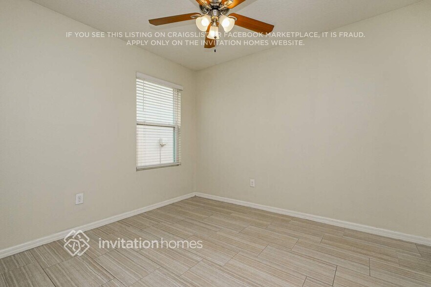 Building Photo - 8004 Pelican Reed Cir