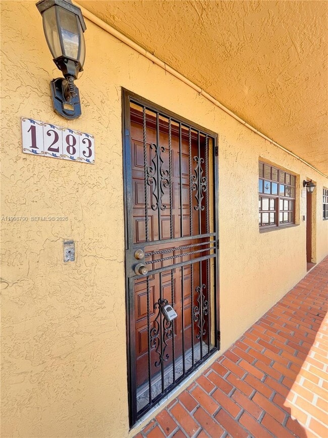 Building Photo - 1283 W 51st Pl