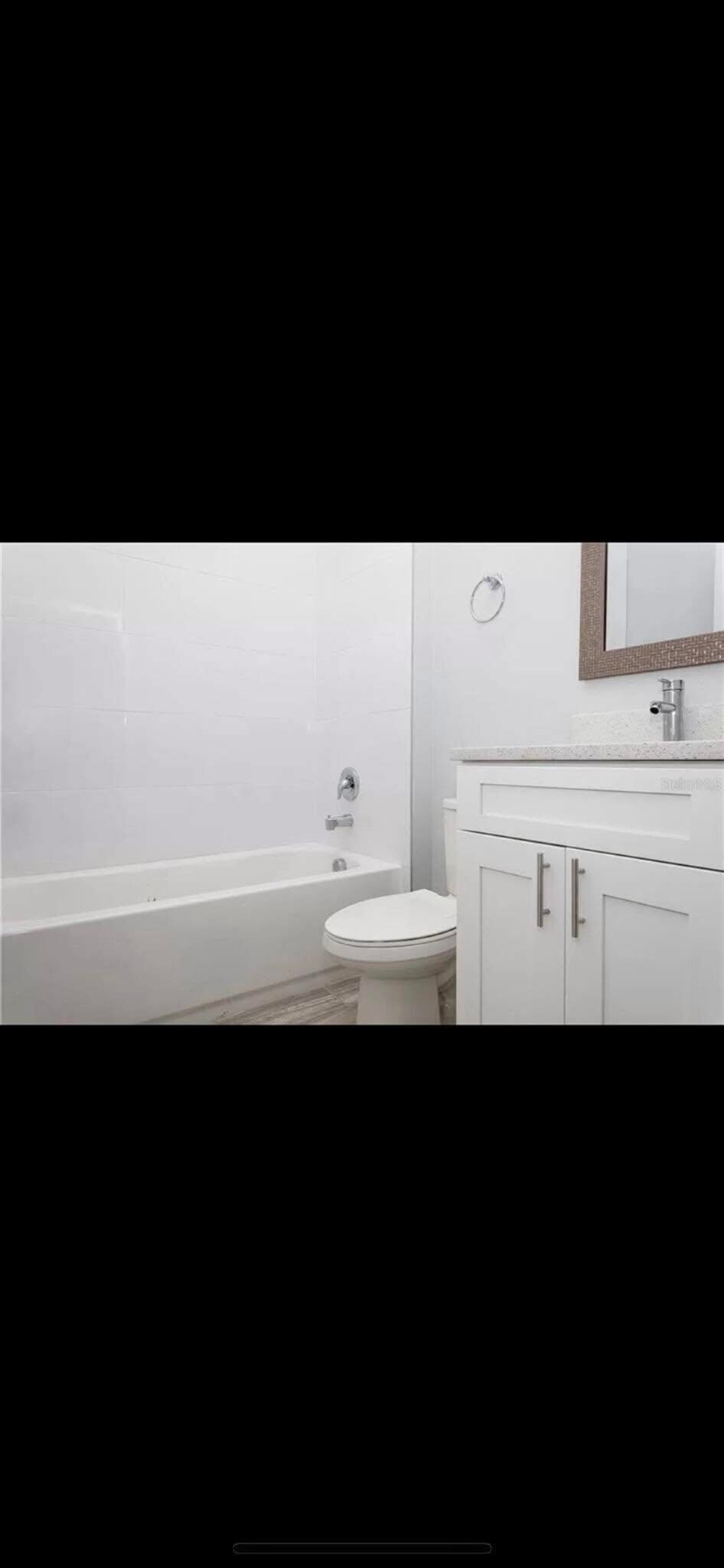 Building Photo - 607 Kangaroo Dr