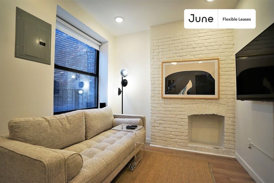 Building Photo - Brand Private ROOM with Bathroom in Manhattan
