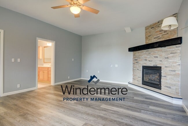 Building Photo - 1 Bed 1 Bath newly remodeled with Large shop **$500 off first months rent**