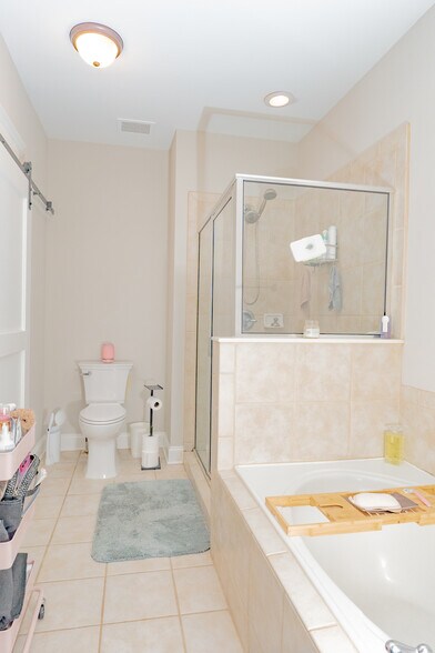 Main Bathroom - 2113 Gorman Grv SE