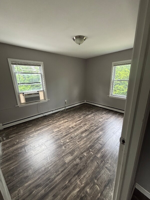Building Photo - 332 Old Loudon Rd