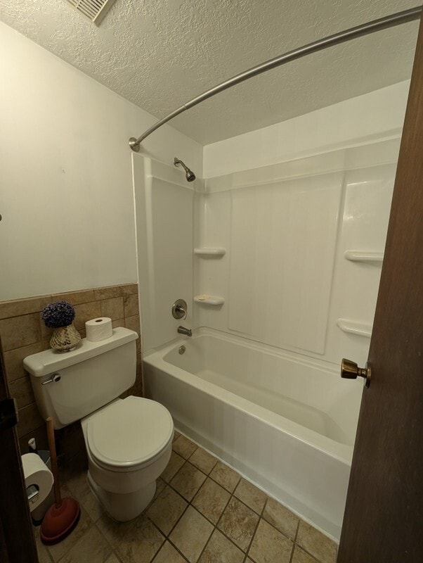 Building Photo - 1091 Country Hills Dr