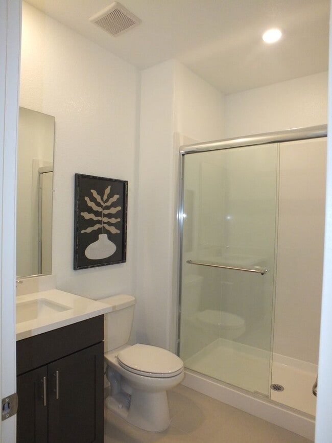 Building Photo - Folsom Russell Ranch 4/3 new home