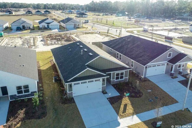 Building Photo - 1689 SW 71st CIR