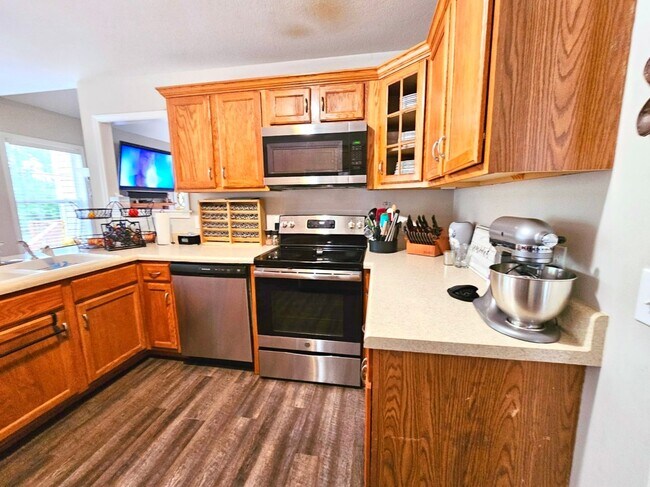 Building Photo - 2871 Prince Dr