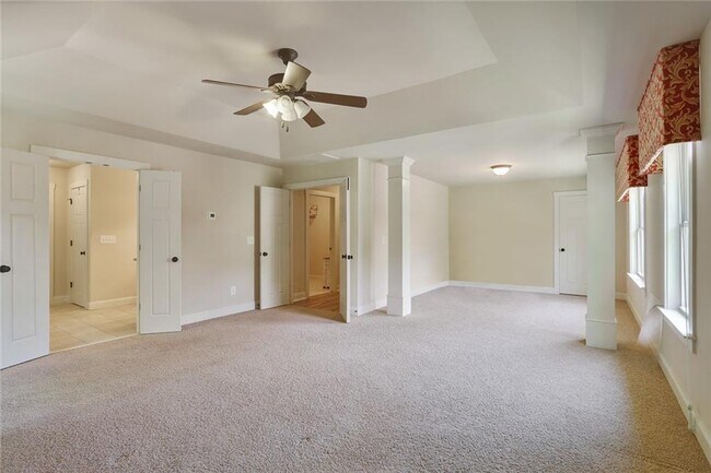 Building Photo - 4242 Rovello Way NE