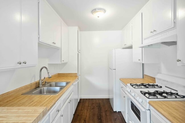 Building Photo - 3637 Glendon Ave