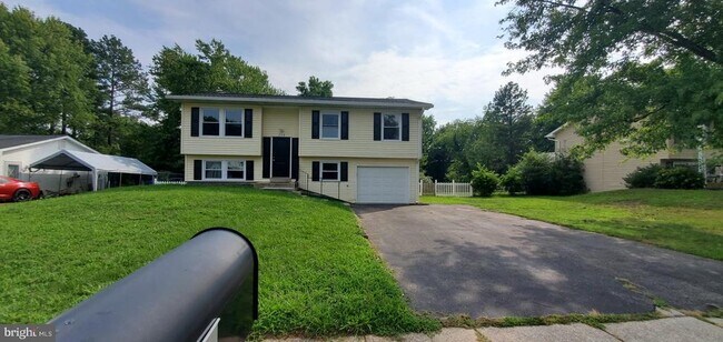 Building Photo - 229 Barksdale Ave