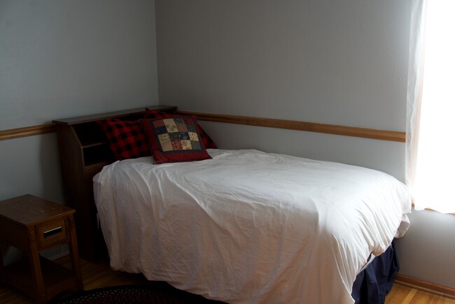 Main floor bedroom #2 - 1482 Cohansey St