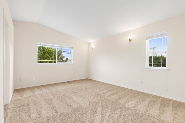 Building Photo - 3225 156th St SW