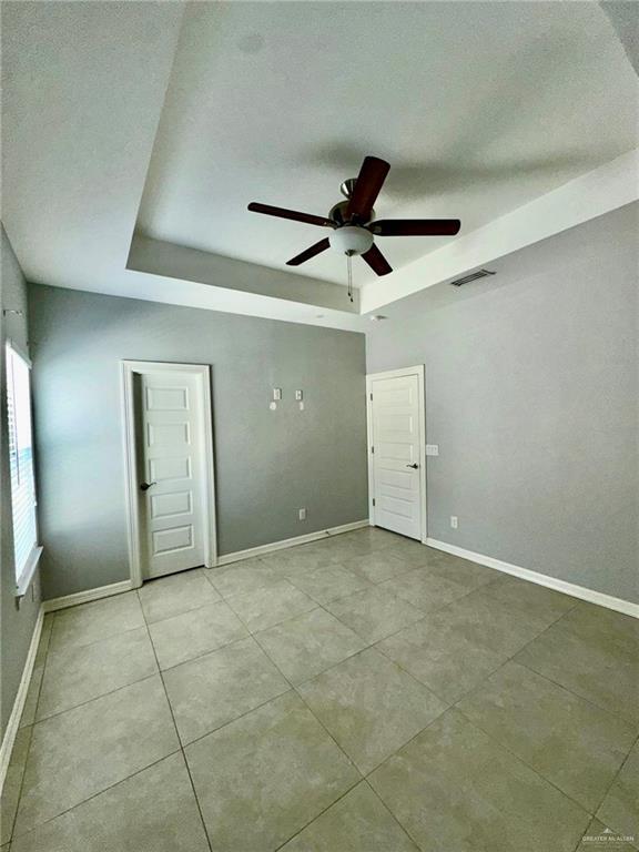 Building Photo - 14 Larkspur Ave