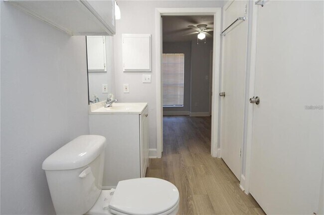 Building Photo - 8758 Mallard Reserve Dr