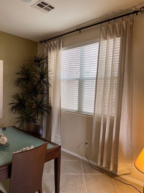 Building Photo - 6281 Whispering Creek St