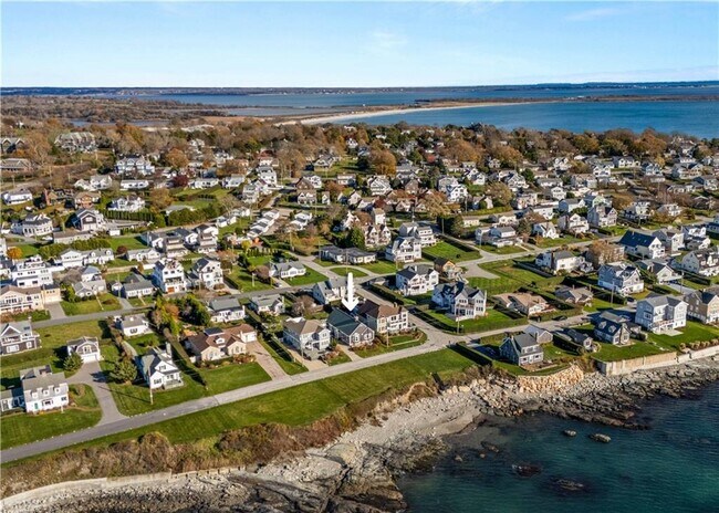 Building Photo - 112 Esplanade