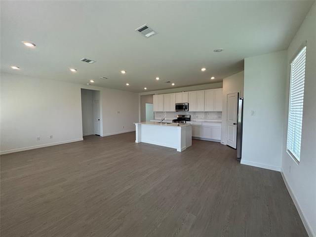 Building Photo - 660 Stud Dr