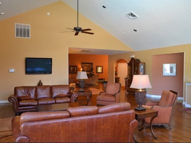 Building Photo - Waterford Place Apartments