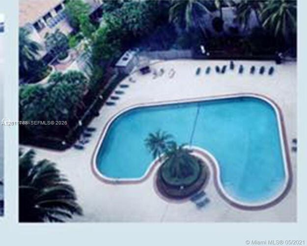 Building Photo - 540 Brickell Key Dr