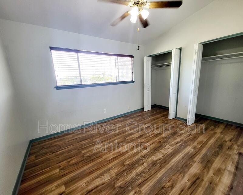Building Photo - 103 E Skyview Dr