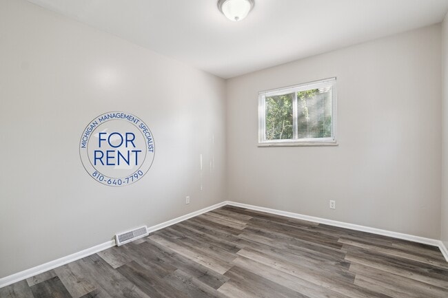 Building Photo - 3062 Walton Ave