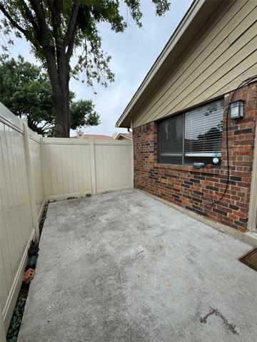 Building Photo - 2240 Tarpley Rd