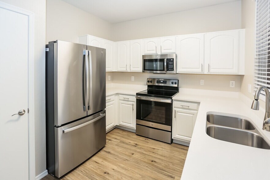 Building Photo - 3139 W Pollack St