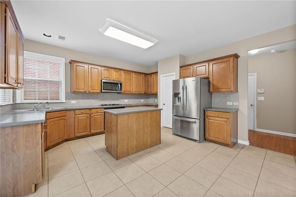 Building Photo - 4071 Kingsley Park Ln