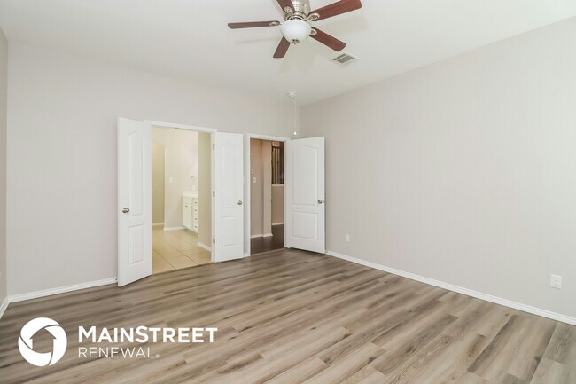 Building Photo - 8249 Summerview Ct