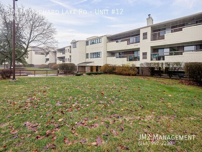 Building Photo - 30414 Orchard Lake Rd