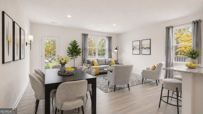 Building Photo - 2019 Roseleigh Dr