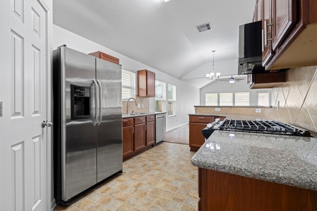 Building Photo - 3058 Upland Spring Trace