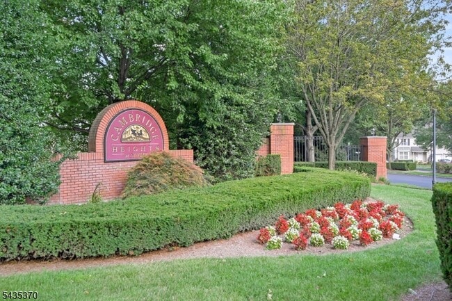 Building Photo - 216 Barringer Dr