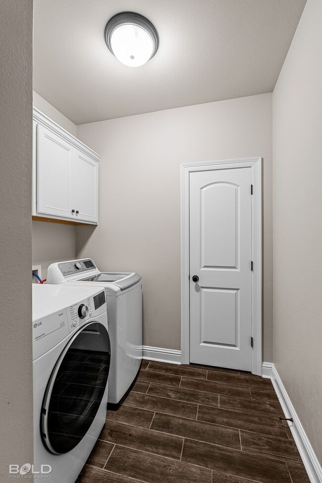 Building Photo - Gorgeous Home For Rent!!