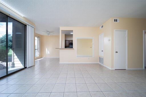 Building Photo - 8293 Sands Point Dr