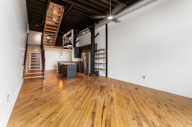 Building Photo - 2003 Brooklyn St