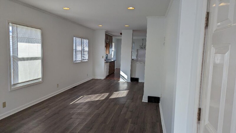 Building Photo - 1721 Mershon St