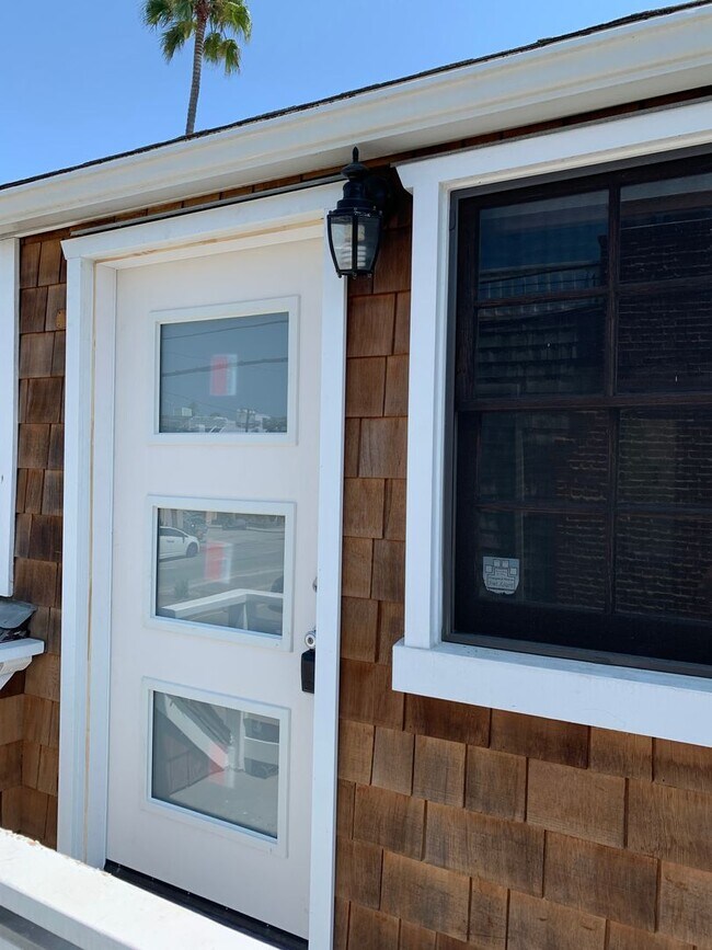 Building Photo - 6514 E Ocean Blvd