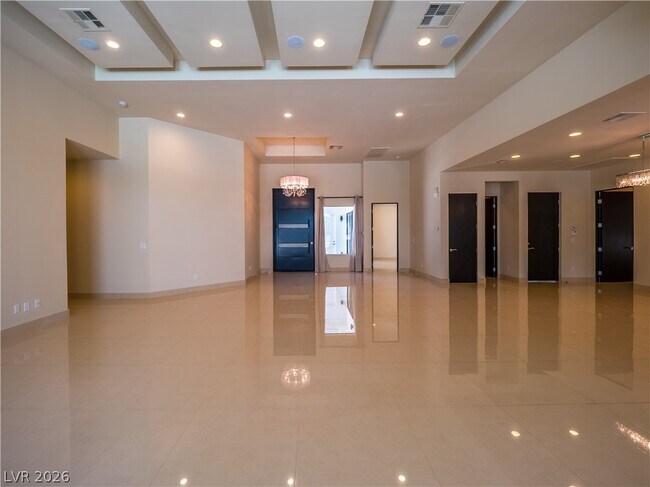 Building Photo - 7447 Yonie Ct