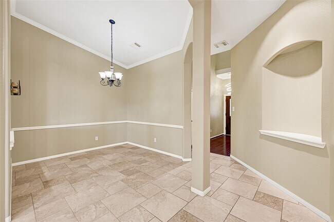 Building Photo - 18819 Forest Deer Rd