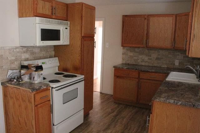 Building Photo - 1109 Parkway Dr