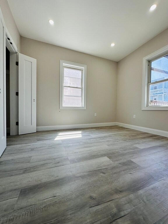 Building Photo - 8 Wave Ave