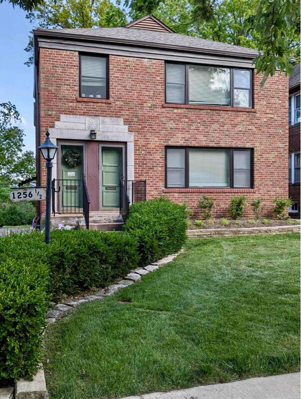 Building Photo - 1256 Moorlands Dr