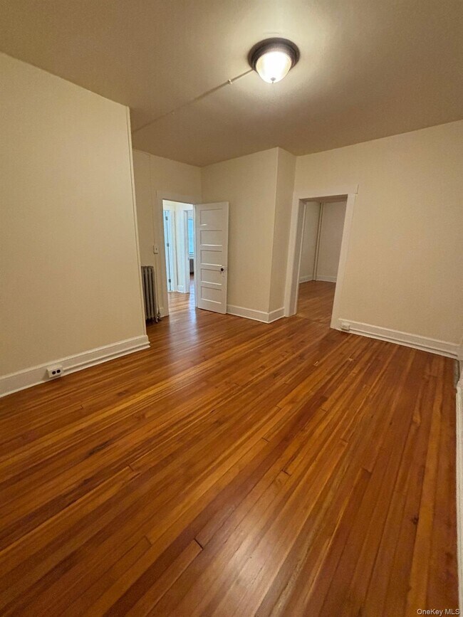 Building Photo - 375 Greenwich Ave