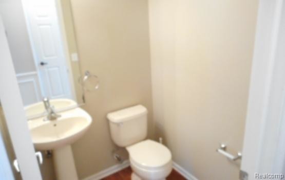Building Photo - 7409 Tottenham Dr