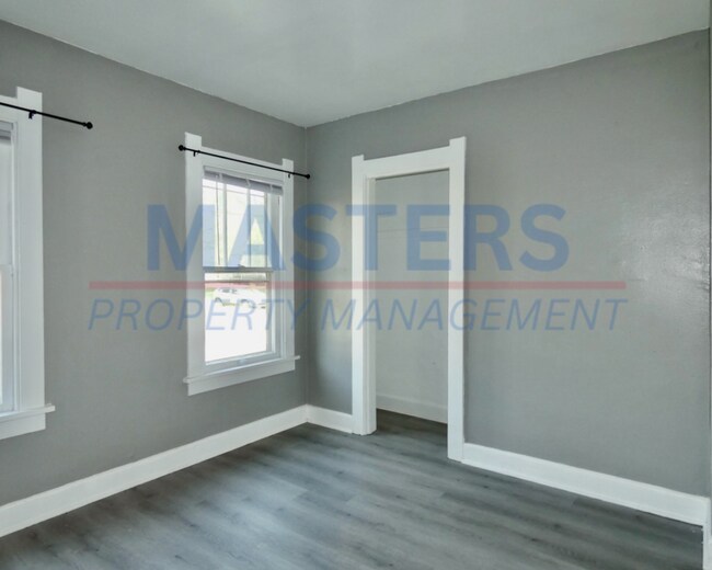 Building Photo - 1702 Hurd St