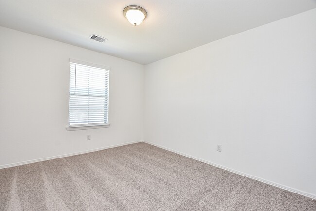 Building Photo - 5714 Tabula Rasa Dr