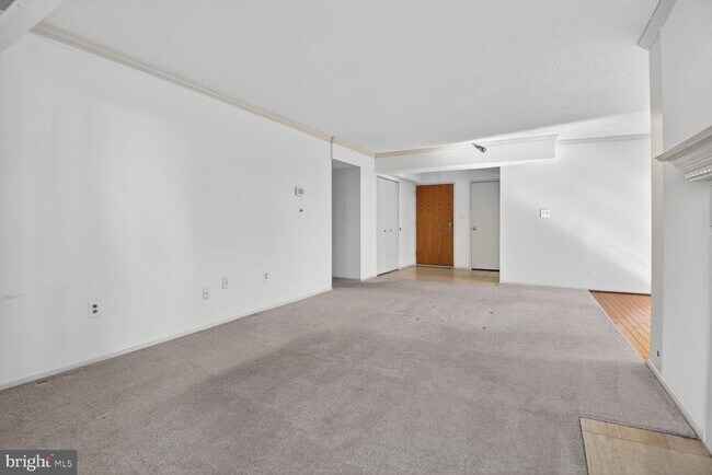 Building Photo - 1808 Old Meadow Rd