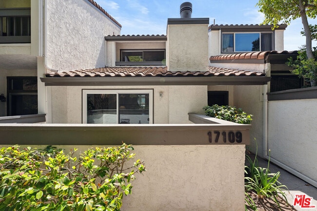 Building Photo - 17109 Palisades Cir